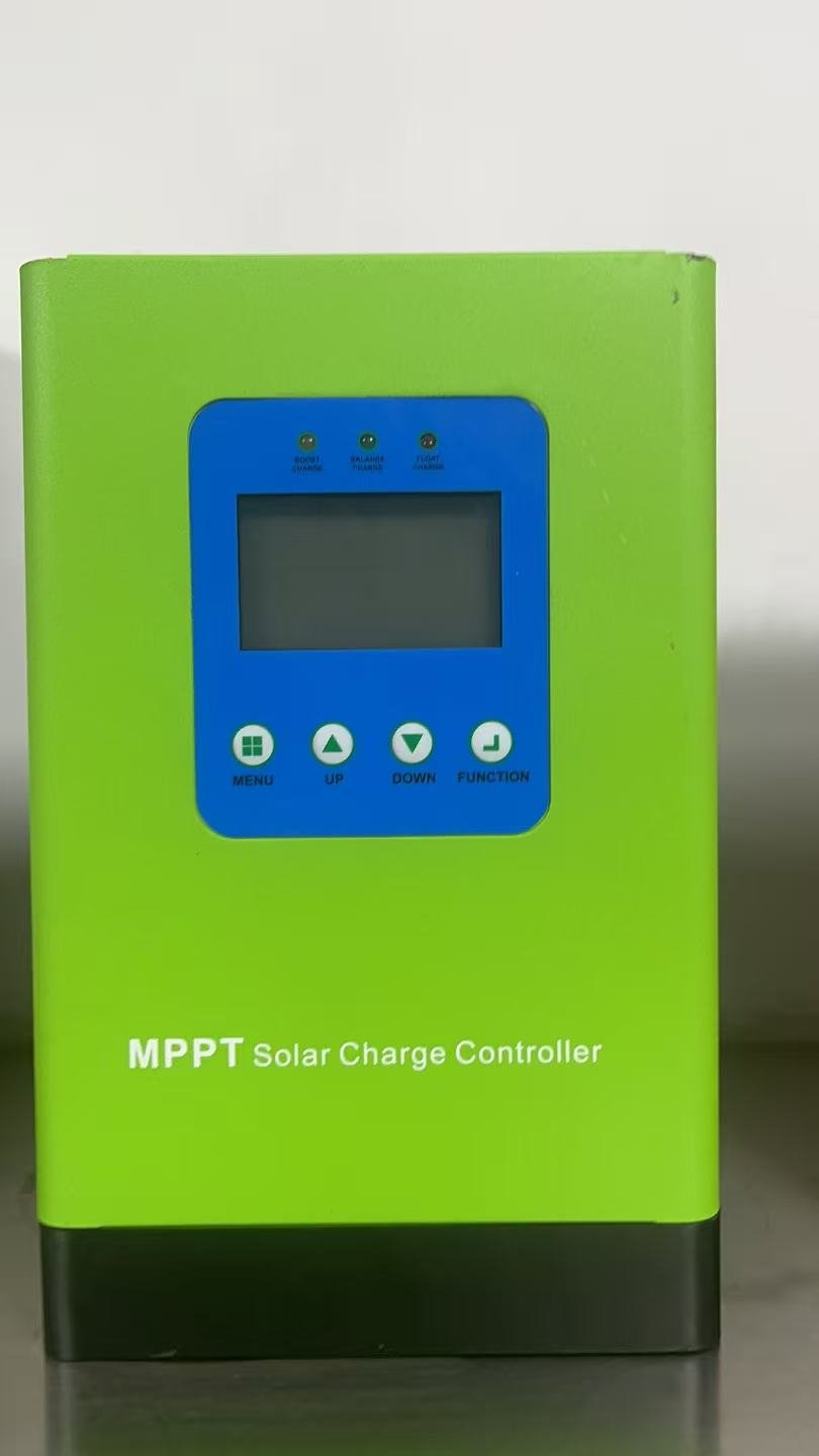 100A Solar Charge Controller